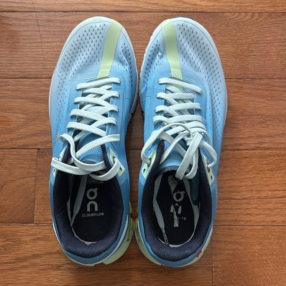 On Women’s Cloudflow Niagara/Meadow - Picture 2 of 4